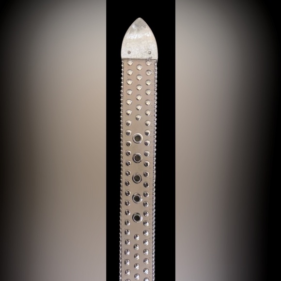 DNA Premium White & Silver Diamond Rhinestone Cowgirl Crocodile Belt - Picture 11 of 13